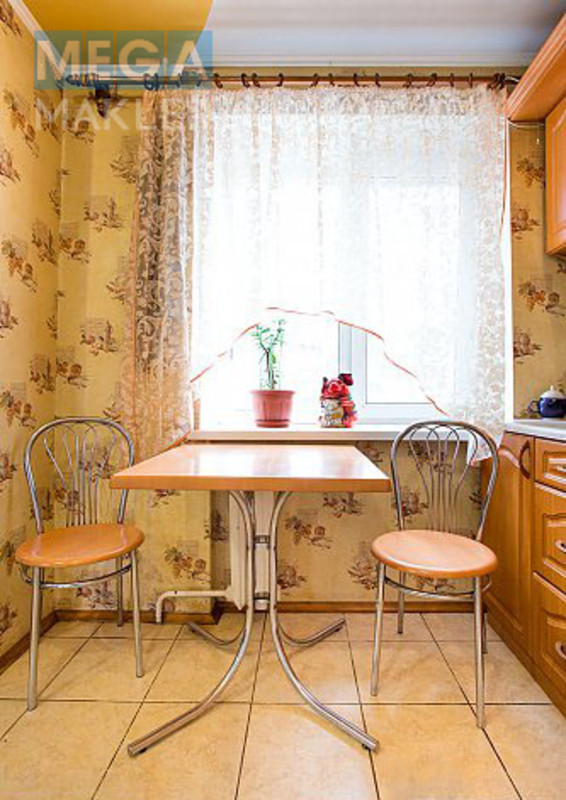Оренда 2 кімнатної квартири, стандарт, <a class="location-link" href="/nikolaev/" title="Недвижимость Миколаїв">Миколаїв</a>, <a class="location-link" href="/nikolaev/centralnyj/" title="Недвижимость Центрульний район">Центрульний р-н</a>, пр.Центральный 149 (изображение 5)