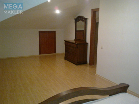 Продаж дома, 3&nbsp;поверху, 320&nbsp;кв.м, 5&nbsp;кімнат, люкс, ділянка 4&nbsp;сотки, <a class="location-link" href="/kozin/" title="Недвижимость Козин">Козин</a>, Київська, 2 (изображение 13)