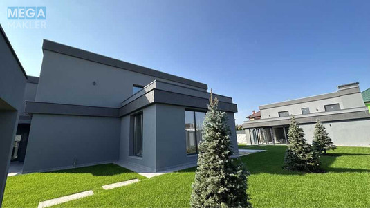 Продаж дома, 2&nbsp;поверху, 480&nbsp;кв.м, 6&nbsp;кімнат, ділянка 12&nbsp;соток, <a class="location-link" href="/gora/" title="Недвижимость Гора">Гора</a>, Квітнева, 1 (изображение 15)