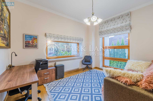 Продаж дома, 2&nbsp;поверху, 312&nbsp;кв.м, 4&nbsp;кімнати, ділянка 12&nbsp;соток, <a class="location-link" href="/procov/" title="Недвижимость Проців">Проців</a>, центральна (изображение 11)
