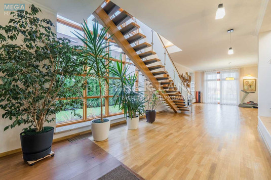 Продаж дома, 2&nbsp;поверху, 312&nbsp;кв.м, 4&nbsp;кімнати, ділянка 12&nbsp;соток, <a class="location-link" href="/procov/" title="Недвижимость Проців">Проців</a>, центральна (изображение 14)