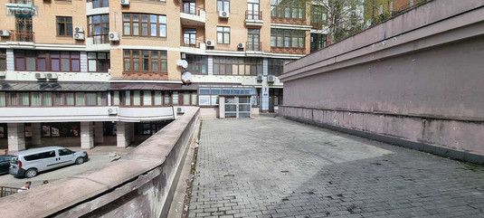 Оренда комерційної нерухомості, 140&nbsp;кв.м, под офис, <a class="location-link" href="/kiev/" title="Недвижимость Київ">Київ</a>, <a class="location-link" href="/kiev/pecherskij/" title="Недвижимость Печерський район">Печерський р-н</a>, Лютеранская ул., 10а (изображение 12)