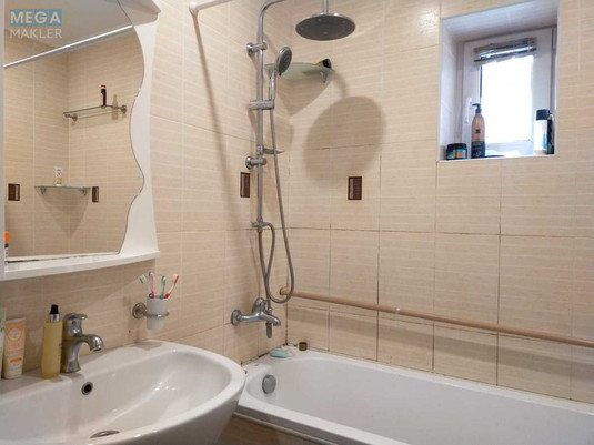 Продаж дома, 1&nbsp; поверх, 70&nbsp;кв.м, 3&nbsp;кімнати, ділянка 190&nbsp;соток, <a class="location-link" href="/ivankov/" title="Недвижимость Іванків">Іванків</a>, Центральна (изображение 5)