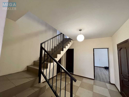 Продаж дома, 2&nbsp;поверху, 176&nbsp;кв.м, 7&nbsp;кімнат, ділянка 5&nbsp;соток, <a class="location-link" href="/belogorodka-selo-kv/" title="Недвижимость Білогородка">Білогородка</a>, Журавлинная, 21 (изображение 6)