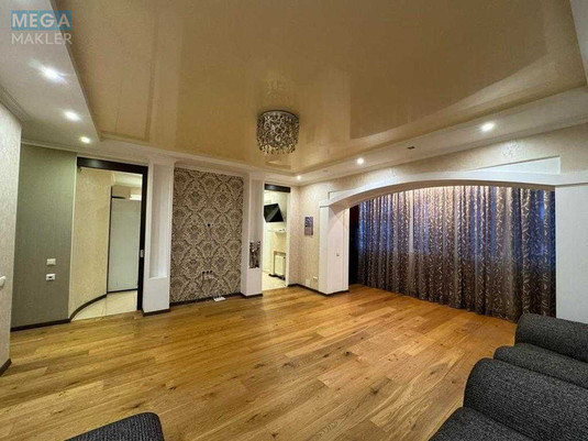 Продаж 3 кімнатної квартири (102/61/10), 8 пов. 8 пов. будинку, <a class="location-link" href="/chabany/" title="Недвижимость Чабані">Чабани</a>, Машиностроительная, 2В (изображение 3)