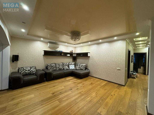 Продаж 3 кімнатної квартири (102/61/10), 8 пов. 8 пов. будинку, <a class="location-link" href="/chabany/" title="Недвижимость Чабані">Чабани</a>, Машиностроительная, 2В (изображение 4)