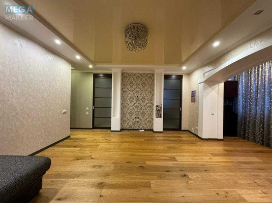 Продаж 3 кімнатної квартири (102/61/10), 8 пов. 8 пов. будинку, <a class="location-link" href="/chabany/" title="Недвижимость Чабані">Чабани</a>, Машиностроительная, 2В (изображение 5)
