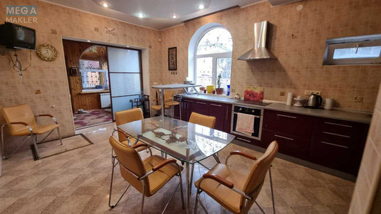 Продаж дома, 3&nbsp;поверху, 260&nbsp;кв.м, 7&nbsp;кімнат, ділянка 12&nbsp;соток, <a class="location-link" href="/kiev/" title="Недвижимость Київ">Київ</a>, <a class="location-link" href="/kiev/dneprovskij/" title="Недвижимость Дніпровський район">Дніпровський р-н</a>, Центрально-садовая ул. (изображение 10)