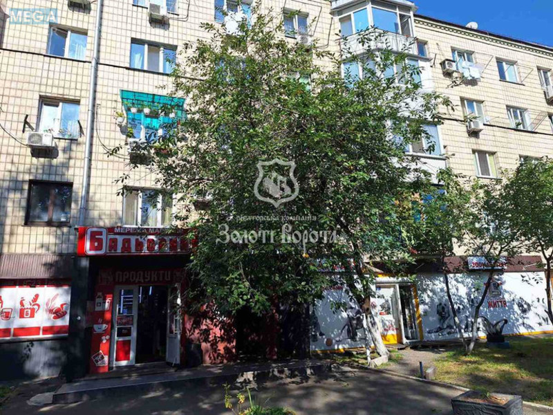 Продаж 8 кімнатної квартири (18/?/?), 5 пов. 5 пов. будинку, <a class="location-link" href="/kiev/" title="Недвижимость Київ">Київ</a>, <a class="location-link" href="/kiev/shevchenkovskij/" title="Недвижимость Шевченківський район">Шевченківський р-н</a>, Новоукраїнська вул., 2/6 (изображение 12)