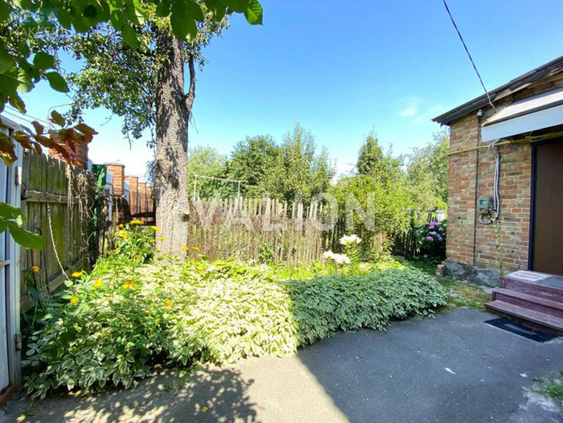 Продаж дома, 1&nbsp; поверх, 111&nbsp;кв.м, 3&nbsp;кімнати, ділянка 6&nbsp;соток, <a class="location-link" href="/kiev/" title="Недвижимость Київ">Київ</a>, <a class="location-link" href="/kiev/solomenskij/" title="Недвижимость Солом'янський район">Солом'янський р-н</a>, Семеновская ул., 3 (изображение 4)