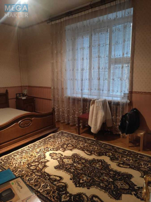 Продаж 3 кімнатної квартири (81/47/8), 1 пов. 4 пов. будинку, <a class="location-link" href="/kiev/" title="Недвижимость Київ">Київ</a>, <a class="location-link" href="/kiev/solomenskij/" title="Недвижимость Солом'янський район">Солом'янський р-н</a>, Очаківська вул., 8 (изображение 2)