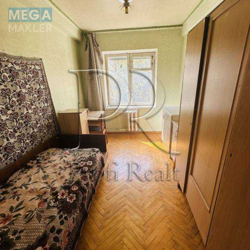 Продаж 3 кімнатної квартири (49/32/7), 3 пов. 5 пов. будинку, <a class="location-link" href="/kiev/" title="Недвижимость Київ">Київ</a>, <a class="location-link" href="/kiev/solomenskij/" title="Недвижимость Солом'янський район">Солом'янський р-н</a>, Героїв Севастополя вулиця, 13 (изображение 7)