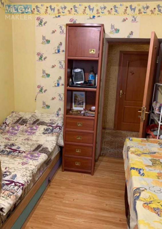 Продаж 4 кімнатної квартири (80/60/11), 1 пов. 9 пов. будинку, <a class="location-link" href="/kiev/" title="Недвижимость Київ">Київ</a>, <a class="location-link" href="/kiev/desnyanskij/" title="Недвижимость Деснянський район">Деснянський р-н</a>, Генерала Ватутіна просп., 24 (изображение 6)