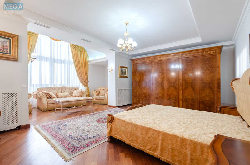 Продаж дома, 2&nbsp;поверху, 615&nbsp;кв.м, 7&nbsp;кімнат, ділянка 4&nbsp;сотки, <a class="location-link" href="/kiev/" title="Недвижимость Київ">Київ</a>, <a class="location-link" href="/kiev/obolonskij/" title="Недвижимость Оболонський район">Оболонський р-н</a>, Оболонська Набережна вул., 63 (изображение 12)