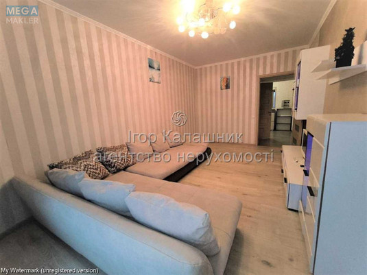 Продаж 3 кімнатної квартири (85/50/11), 8 пов. 12 пов. будинку, <a class="location-link" href="/chajki-selo-kv/" title="Недвижимость Чайки">Чайки</a>, Лобановського, 27 (изображение 3)