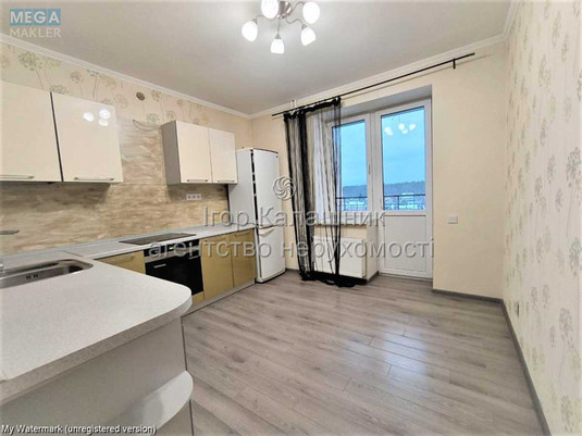 Продаж 3 кімнатної квартири (85/50/11), 8 пов. 12 пов. будинку, <a class="location-link" href="/chajki-selo-kv/" title="Недвижимость Чайки">Чайки</a>, Лобановського, 27 (изображение 10)