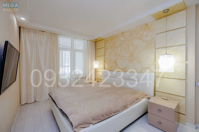 Продаж 3 кімнатної квартири (103/57/17), 22 пов. 25 пов. будинку, <a class="location-link" href="/kiev/" title="Недвижимость Київ">Київ</a>, <a class="location-link" href="/kiev/darnickij/" title="Недвижимость Дарницький район">Дарницький р-н</a>, Анны Ахматовой ул., 34 (изображение 4)