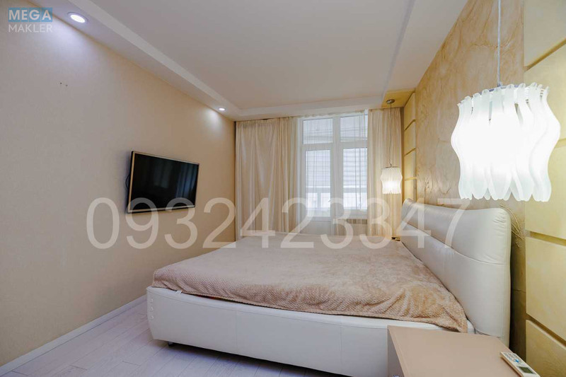 Продаж 3 кімнатної квартири (103/57/17), 22 пов. 25 пов. будинку, <a class="location-link" href="/kiev/" title="Недвижимость Київ">Київ</a>, <a class="location-link" href="/kiev/darnickij/" title="Недвижимость Дарницький район">Дарницький р-н</a>, Анны Ахматовой ул., 34 (изображение 5)