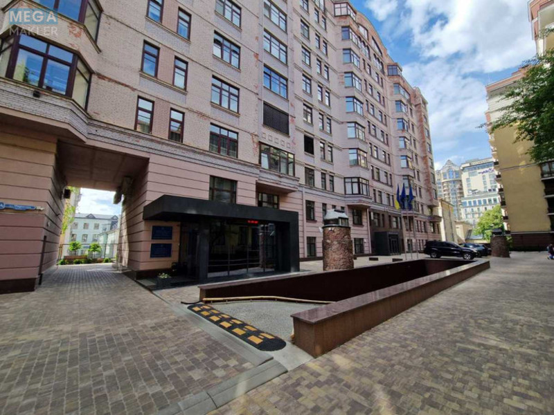 Продаж 4 кімнатної квартири (188/132/20), 2 пов. 9 пов. будинку, <a class="location-link" href="/kiev/" title="Недвижимость Київ">Київ</a>, <a class="location-link" href="/kiev/shevchenkovskij/" title="Недвижимость Шевченківський район">Шевченківський р-н</a>, Пирогова ул., 6а (изображение 2)