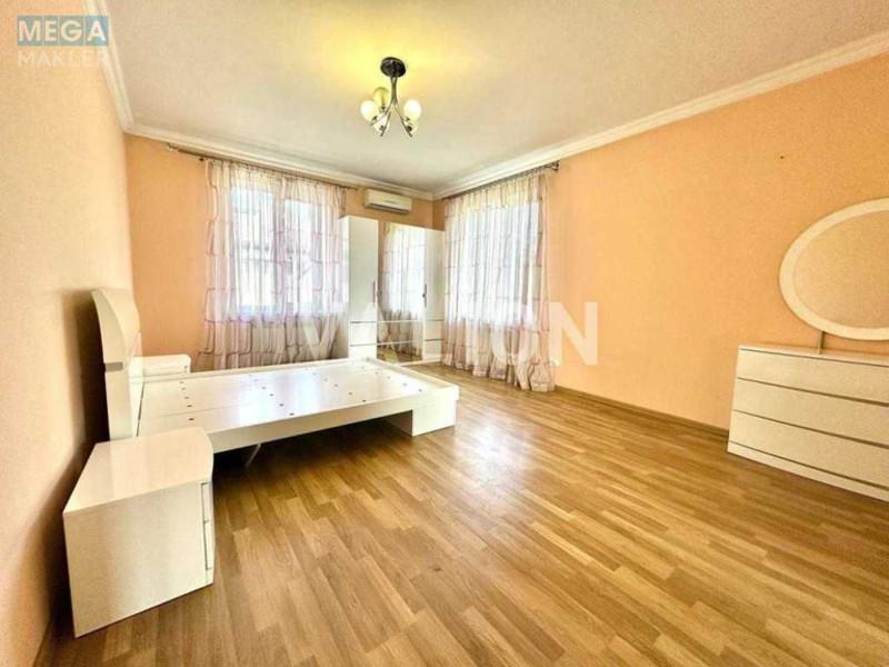 Продаж дома, 3&nbsp;поверху, 452,80&nbsp;кв.м, 5&nbsp;кімнат, ділянка 6&nbsp;соток, <a class="location-link" href="/kiev/" title="Недвижимость Київ">Київ</a>, <a class="location-link" href="/kiev/darnickij/" title="Недвижимость Дарницький район">Дарницький р-н</a>, 47-а Садова вул. (изображение 13)