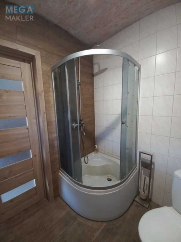 Продаж дома, 2&nbsp;поверху, 105&nbsp;кв.м, 7&nbsp;кімнат, ділянка 105&nbsp;соток, <a class="location-link" href="/kiev/" title="Недвижимость Київ">Київ</a>, <a class="location-link" href="/kiev/shevchenkovskij/" title="Недвижимость Шевченківський район">Шевченківський р-н</a>, Академіка Туполєва вул. (изображение 14)