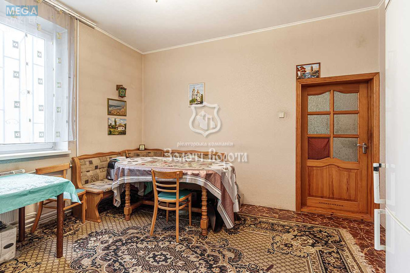 Продаж дома, 3&nbsp;поверху, 299&nbsp;кв.м, 5&nbsp;кімнат, ділянка 10,30&nbsp;соток, <a class="location-link" href="/kiev/" title="Недвижимость Київ">Київ</a>, <a class="location-link" href="/kiev/darnickij/" title="Недвижимость Дарницький район">Дарницький р-н</a>, Ташкентська вул., 64 (изображение 21)