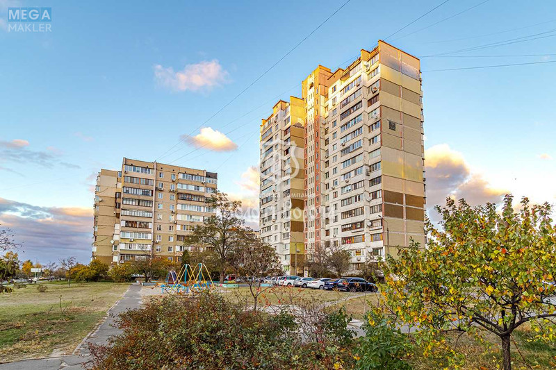 Продаж 3 кімнатної квартири (83/47/12,3), 2 пов. 16 пов. будинку, <a class="location-link" href="/kiev/" title="Недвижимость Київ">Київ</a>, <a class="location-link" href="/kiev/desnyanskij/" title="Недвижимость Деснянський район">Деснянський р-н</a>, Оноре де Бальзака вул., 86 (изображение 23)