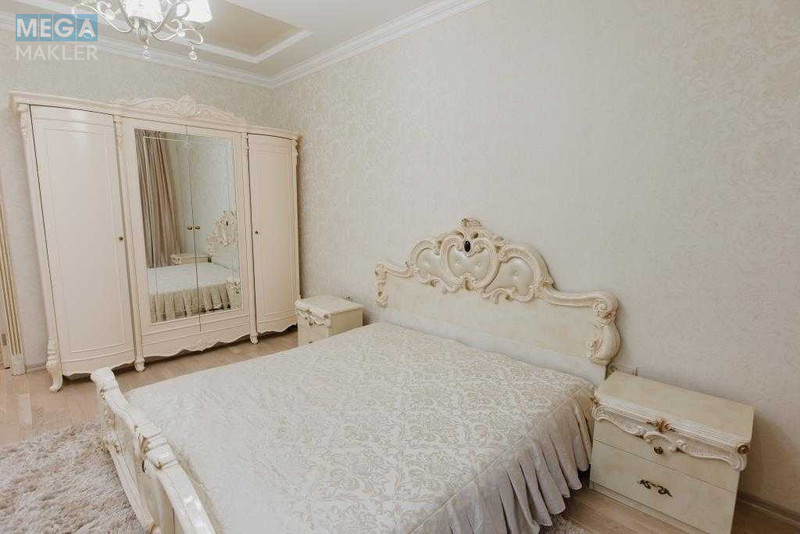 Продаж 3 кімнатної квартири (120/50/32), 9 пов. 14 пов. будинку, <a class="location-link" href="/kiev/" title="Недвижимость Київ">Київ</a>, <a class="location-link" href="/kiev/goloseevskij/" title="Недвижимость Голосіївський район">Голосіївський р-н</a>, Антоновича вул., 131 (изображение 7)