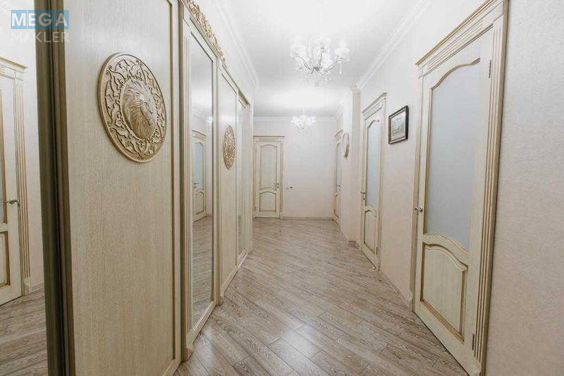 Продаж 3 кімнатної квартири (120/50/32), 9 пов. 14 пов. будинку, <a class="location-link" href="/kiev/" title="Недвижимость Київ">Київ</a>, <a class="location-link" href="/kiev/goloseevskij/" title="Недвижимость Голосіївський район">Голосіївський р-н</a>, Антоновича вул., 131 (изображение 12)