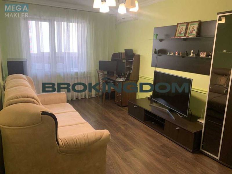 Продаж 3 кімнатної квартири (93/47/14), 14 пов. 22 пов. будинку, <a class="location-link" href="/kiev/" title="Недвижимость Київ">Київ</a>, <a class="location-link" href="/kiev/darnickij/" title="Недвижимость Дарницький район">Дарницький р-н</a>, Урловская вул., 15 (изображение 5)