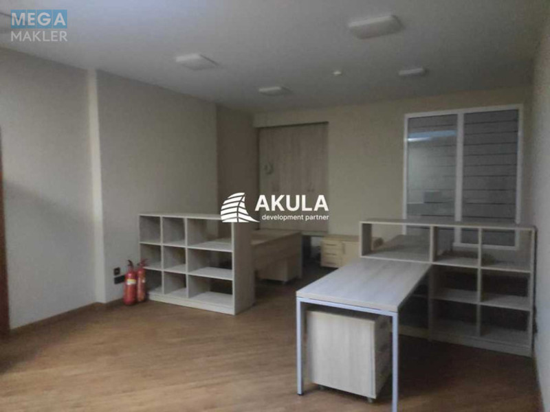 Продаж комерційної нерухомості, 406&nbsp;кв.м, под офис, <a class="location-link" href="/kiev/" title="Недвижимость Київ">Київ</a>, <a class="location-link" href="/kiev/goloseevskij/" title="Недвижимость Голосіївський район">Голосіївський р-н</a>, Антоновича вул. (изображение 20)