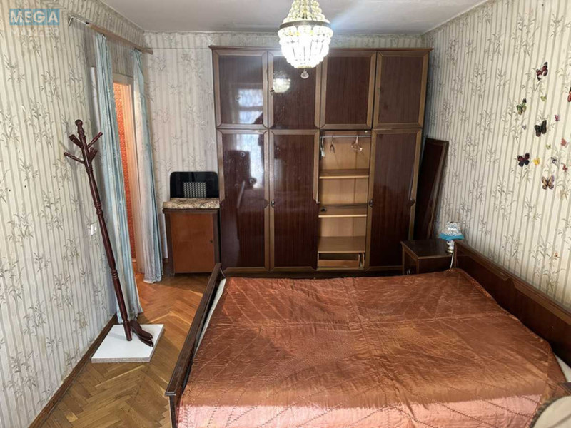 Продаж 3 кімнатної квартири (72/48/8), 2 пов. 9 пов. будинку, <a class="location-link" href="/kiev/" title="Недвижимость Київ">Київ</a>, <a class="location-link" href="/kiev/svyatoshinskij/" title="Недвижимость Святошинський район">Святошинський р-н</a>, Зодчих ул., 34 (изображение 5)