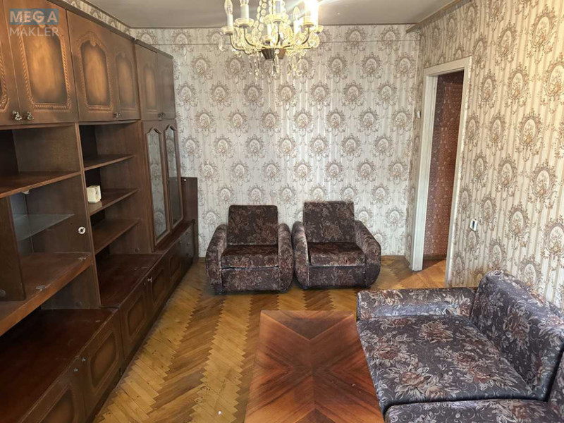 Продаж 3 кімнатної квартири (72/48/8), 2 пов. 9 пов. будинку, <a class="location-link" href="/kiev/" title="Недвижимость Київ">Київ</a>, <a class="location-link" href="/kiev/svyatoshinskij/" title="Недвижимость Святошинський район">Святошинський р-н</a>, Зодчих ул., 34 (изображение 9)