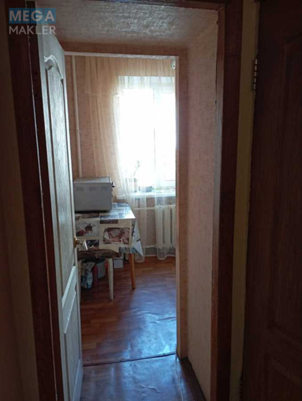 Продаж 3 кімнатної квартири (55/40/5), 2 пов. 5 пов. будинку, <a class="location-link" href="/kiev/" title="Недвижимость Київ">Київ</a>, <a class="location-link" href="/kiev/darnickij/" title="Недвижимость Дарницький район">Дарницький р-н</a>, Сормовская ул., 16 (изображение 7)