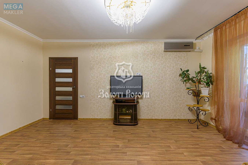 Продаж 3 кімнатної квартири (75/42/8,2), 2 пов. 15 пов. будинку, <a class="location-link" href="/kiev/" title="Недвижимость Київ">Київ</a>, <a class="location-link" href="/kiev/darnickij/" title="Недвижимость Дарницький район">Дарницький р-н</a>, Срібнокільська вул., 1/2 (изображение 3)