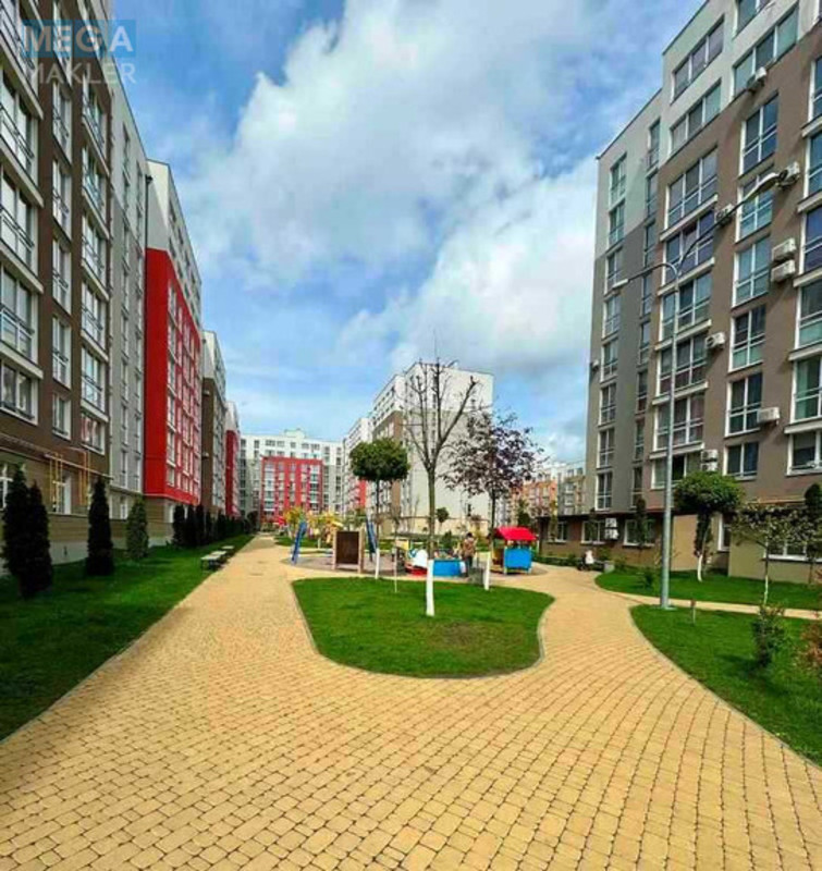 Продаж 3 кімнатної квартири (92/40/35), 3 пов. 6 пов. будинку, <a class="location-link" href="/vasilkov/" title="Недвижимость Васильків">Васильків</a>, Декабристів, 153 (изображение 2)