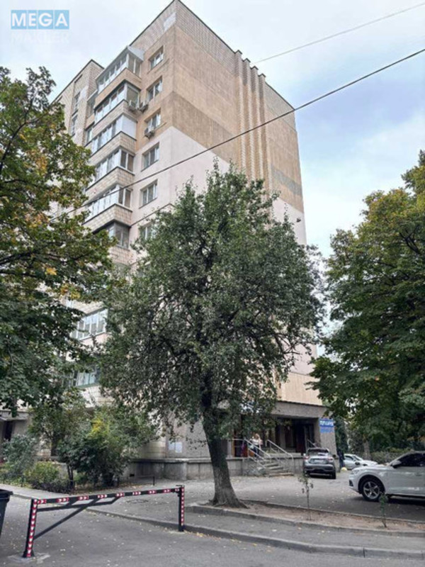 Продаж 3 кімнатної квартири (102/55/17), 10 пов. 10 пов. будинку, <a class="location-link" href="/kiev/" title="Недвижимость Київ">Київ</a>, <a class="location-link" href="/kiev/pecherskij/" title="Недвижимость Печерський район">Печерський р-н</a>, Іпсилантіївський пров., 5 (изображение 13)