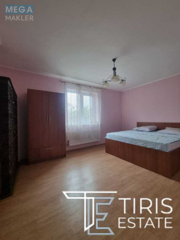 Продаж дома, 2&nbsp;поверху, 224&nbsp;кв.м, 5&nbsp;кімнат, <a class="location-link" href="/prohorovka-selo/" title="Недвижимость Прохорівка">Прохорівка</a>, Довганя, 8 (изображение 11)