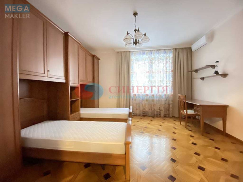 Продаж 4 кімнатної квартири (176/107/19), 2 пов. 10 пов. будинку, <a class="location-link" href="/kiev/" title="Недвижимость Київ">Київ</a>, <a class="location-link" href="/kiev/shevchenkovskij/" title="Недвижимость Шевченківський район">Шевченківський р-н</a>, Тургенєвська вул., 49 (изображение 6)