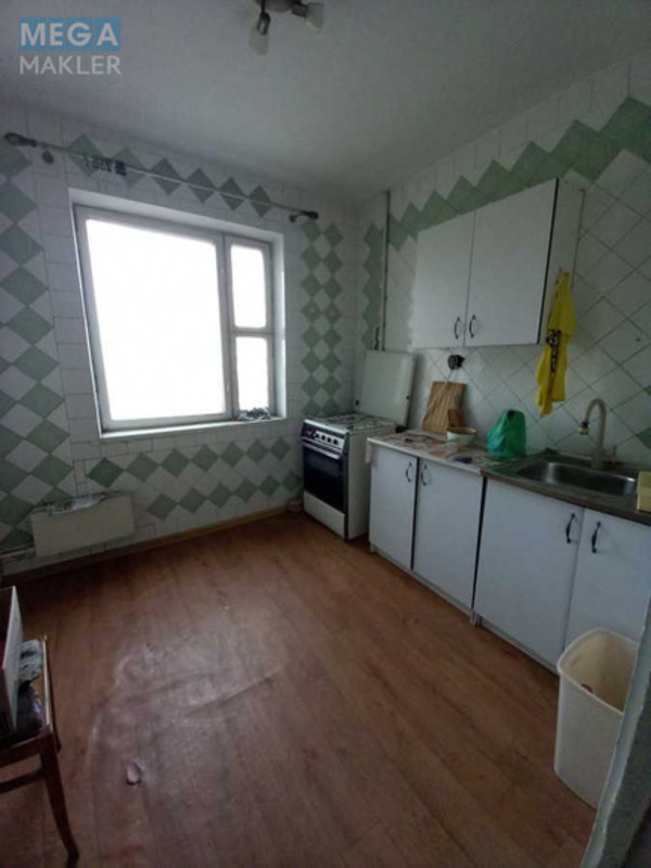 Продаж 3 кімнатної квартири (68/40/8), 5 пов. 9 пов. будинку, <a class="location-link" href="/kiev/" title="Недвижимость Київ">Київ</a>, <a class="location-link" href="/kiev/desnyanskij/" title="Недвижимость Деснянський район">Деснянський р-н</a>, Оноре Де Бальзака ул., 38 (изображение 4)