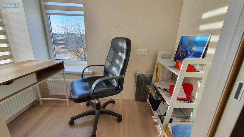 Продаж дома, 4&nbsp;поверху, 150&nbsp;кв.м, 5&nbsp;кімнат, ділянка 2&nbsp;сотки, <a class="location-link" href="/gatnoe/" title="Недвижимость Гатне">Гатне</a>, Юнацька (изображение 10)