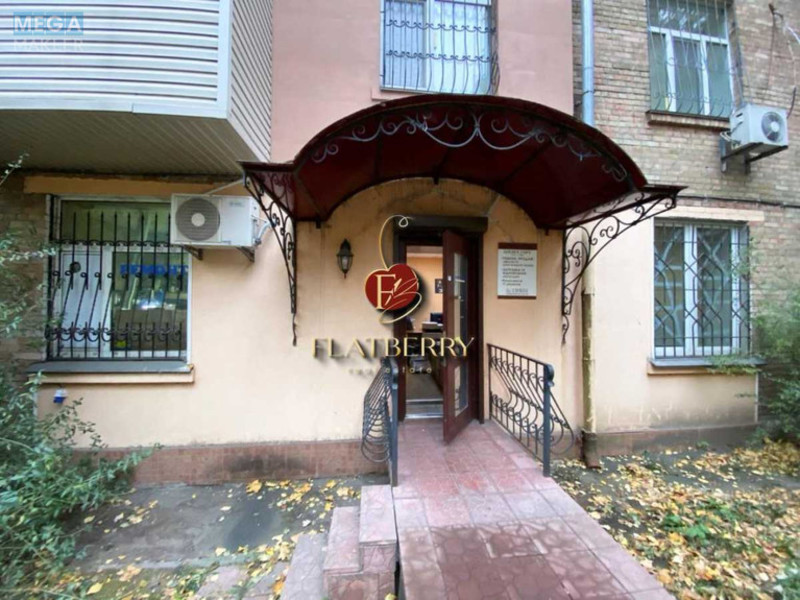 Продаж комерційної нерухомості, 68&nbsp;кв.м, <a class="location-link" href="/kiev/" title="Недвижимость Київ">Київ</a>, <a class="location-link" href="/kiev/shevchenkovskij/" title="Недвижимость Шевченківський район">Шевченківський р-н</a>, Богдана Гаврилишина ул., 14 (изображение 3)