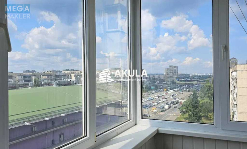 Продаж 3 кімнатної квартири (70/41/7), 9 пов. 9 пов. будинку, <a class="location-link" href="/kiev/" title="Недвижимость Київ">Київ</a>, <a class="location-link" href="/kiev/obolonskij/" title="Недвижимость Оболонський район">Оболонський р-н</a>, Оболонский пр-т (изображение 12)