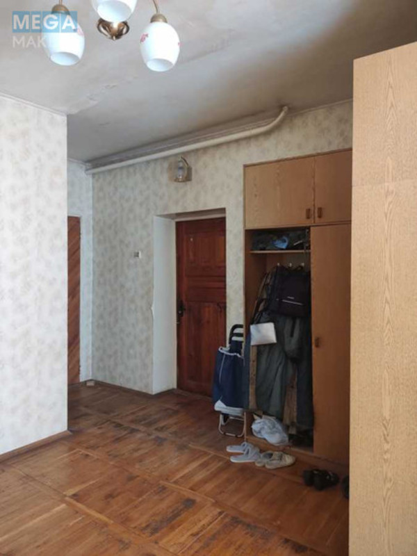 Продаж дома, 2&nbsp;поверху, 167&nbsp;кв.м, 4&nbsp;кімнати, ділянка 8&nbsp;соток, <a class="location-link" href="/petrovskoe-selo-kv-kievo-svyatoshinskij-rajon/" title="Недвижимость Петрівське">Петрівське</a>, Янтарная (изображение 22)