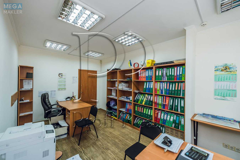 Продаж окремої будівлі/побудови, 74&nbsp;кв.м, <a class="location-link" href="/kiev/" title="Недвижимость Київ">Київ</a>, <a class="location-link" href="/kiev/shevchenkovskij/" title="Недвижимость Шевченківський район">Шевченківський р-н</a>, Салютна вул., 1Б (изображение 9)