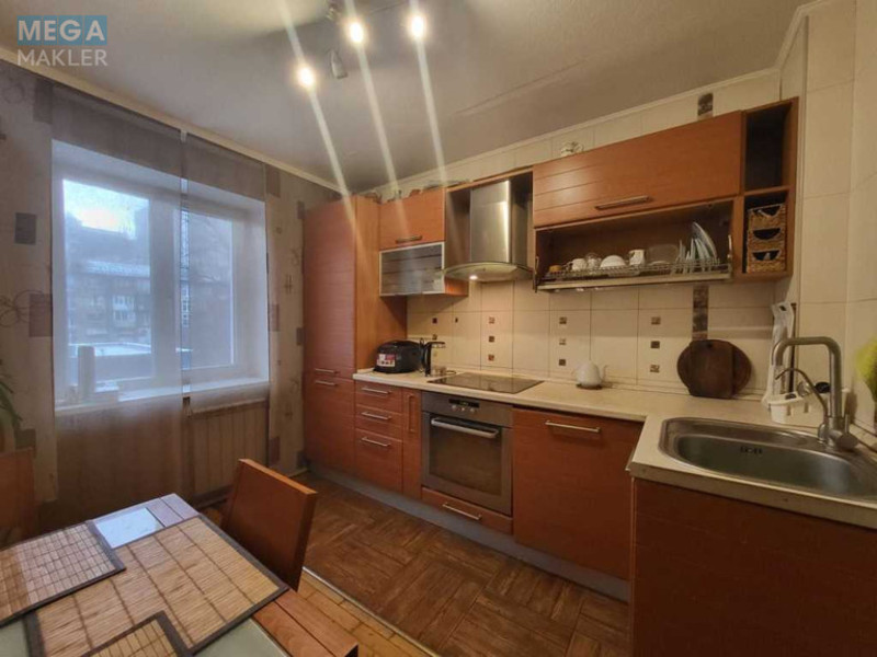 Продаж 2 кімнатної квартири (64/?/9), 4 пов. 10 пов. будинку, <a class="location-link" href="/kiev/" title="Недвижимость Київ">Київ</a>, <a class="location-link" href="/kiev/shevchenkovskij/" title="Недвижимость Шевченківський район">Шевченківський р-н</a>, Златоустовская ул., 4 (изображение 2)