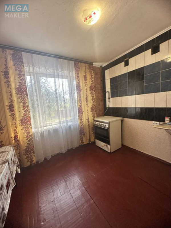 Продаж 3 кімнатної квартири (66/?/8), 1 пов. 2 пов. будинку, <a class="location-link" href="/voronkov/" title="Недвижимость Вороньків">Вороньків</a>, Центральна (изображение 2)