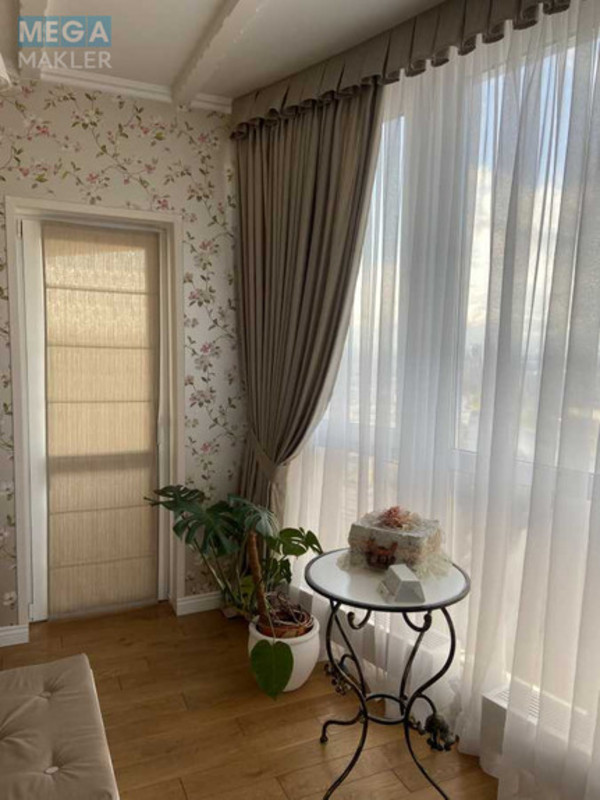 Продаж 3 кімнатної квартири (122/50/17), 32 пов. 36 пов. будинку, <a class="location-link" href="/kiev/" title="Недвижимость Київ">Київ</a>, <a class="location-link" href="/kiev/dneprovskij/" title="Недвижимость Дніпровський район">Дніпровський р-н</a>, Соборності просп., 30 (изображение 2)