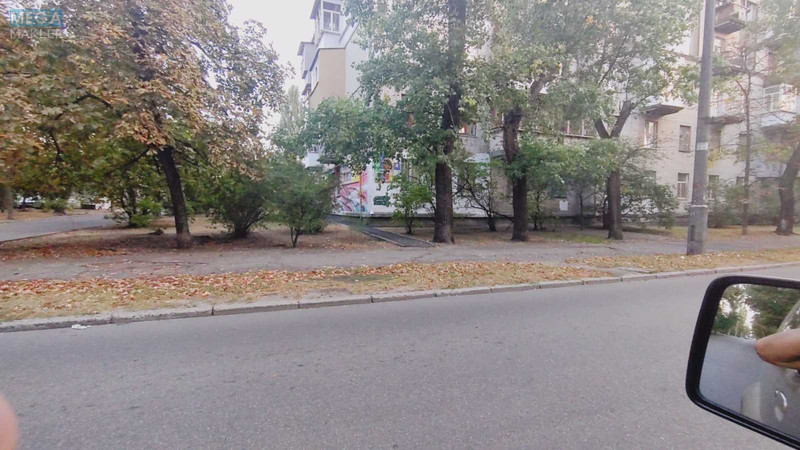 Продаж комерційної нерухомості, 63&nbsp;кв.м, под офис, <a class="location-link" href="/kiev/" title="Недвижимость Київ">Київ</a>, <a class="location-link" href="/kiev/dneprovskij/" title="Недвижимость Дніпровський район">Дніпровський р-н</a>, Краківська вул., 4 (изображение 3)