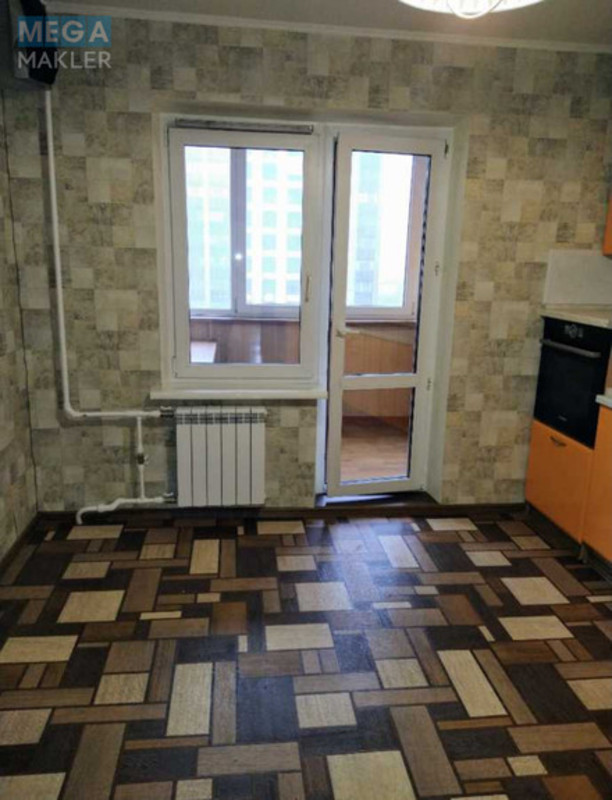 Продаж 3 кімнатної квартири (89/47/12), 5 пов. 16 пов. будинку, <a class="location-link" href="/kiev/" title="Недвижимость Київ">Київ</a>, <a class="location-link" href="/kiev/podolskij/" title="Недвижимость Подільський район">Подільський р-н</a>, улица Тираспольская, 47 (изображение 7)